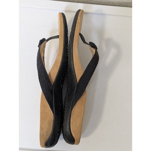 Vionic Mattie Supportive Slip Resistant Flip Flops Black Tan Womens Size 9.5 - Picture 7 of 8